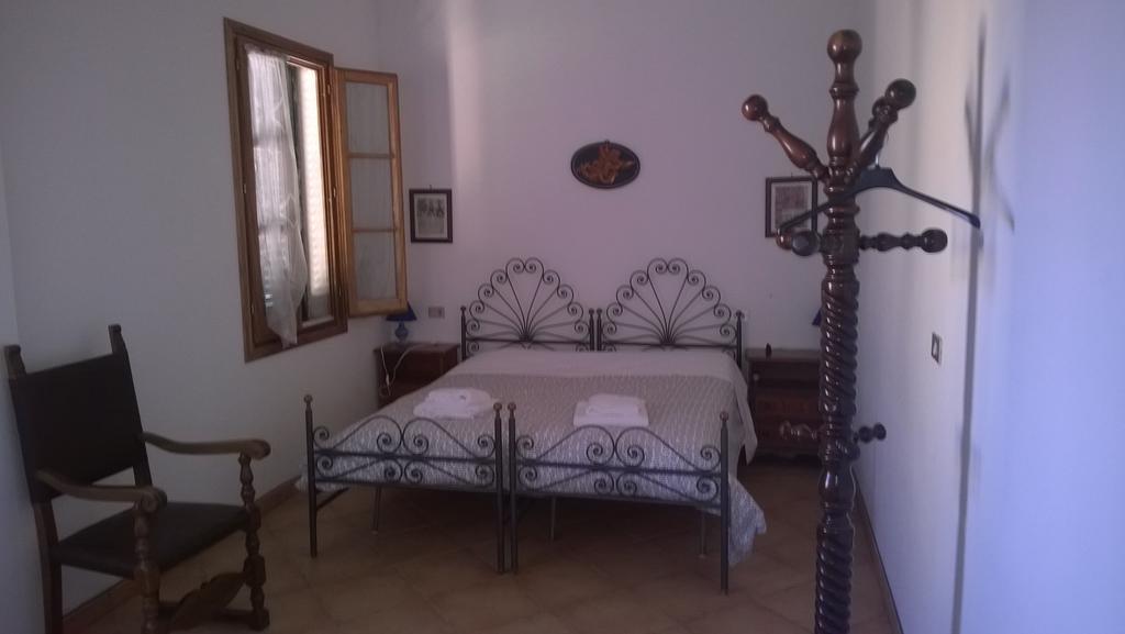 몬텔루포피오렌티노 Agriturismo Il Cavallone 빌라 객실 사진