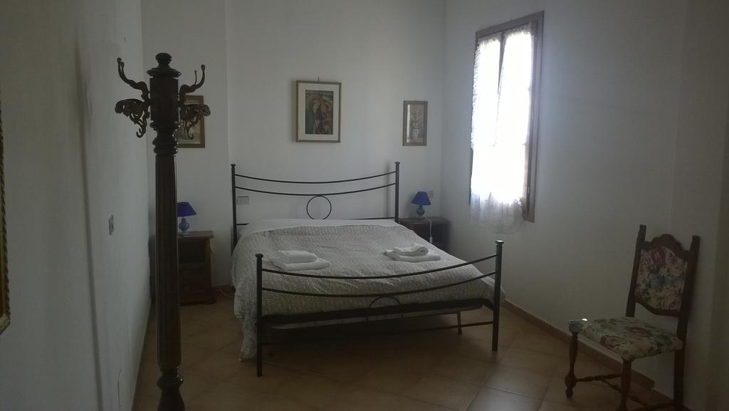 몬텔루포피오렌티노 Agriturismo Il Cavallone 빌라 객실 사진